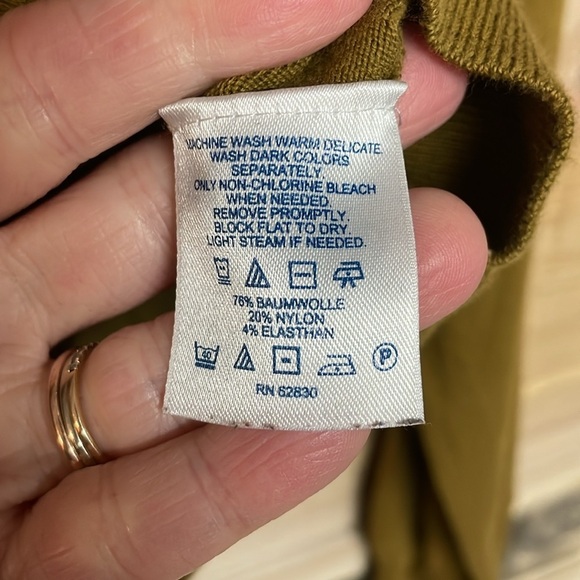 Lands’ End size large petite olive green v-neck gemstone button down cardigan - Picture 6 of 7